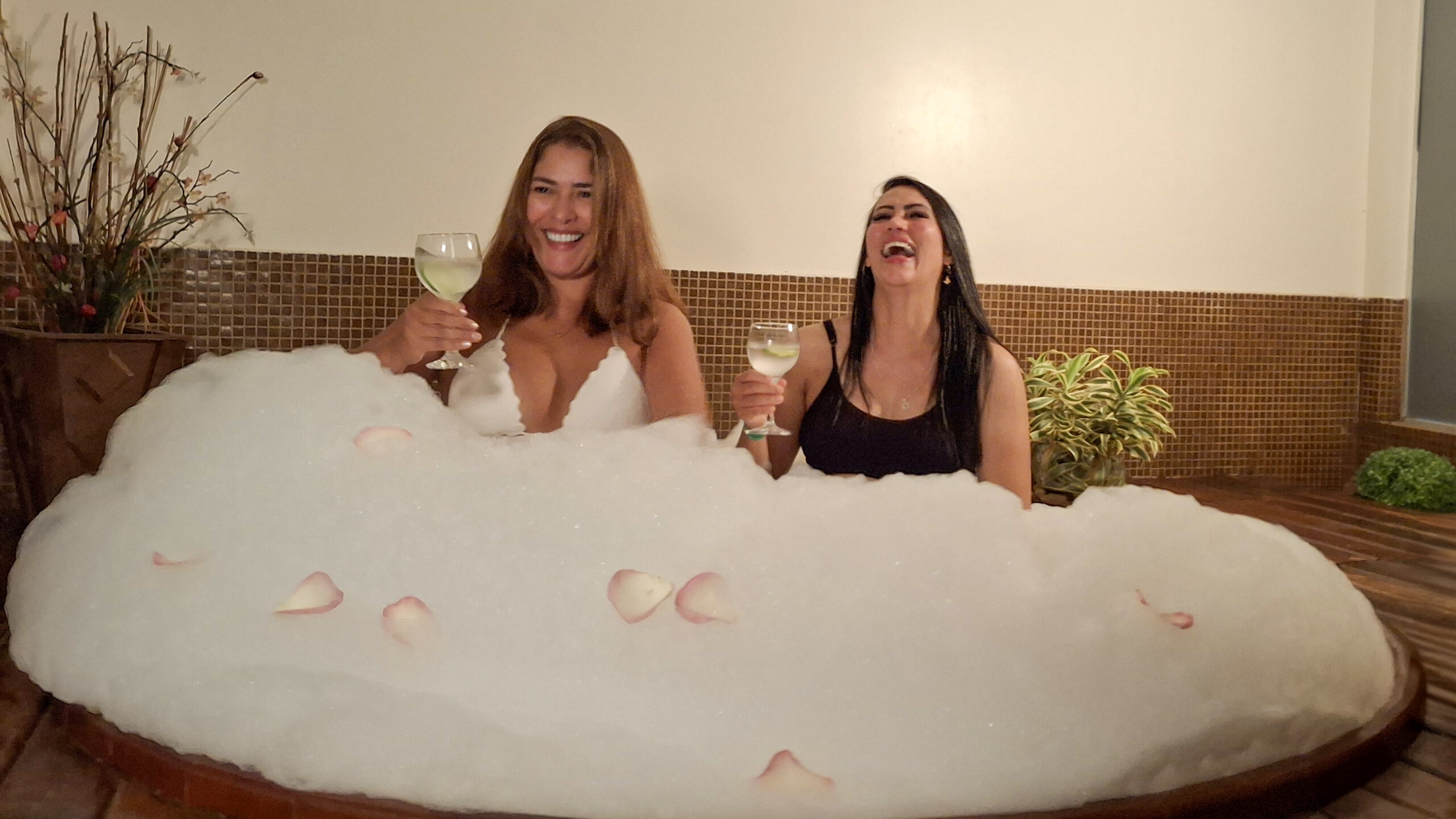 Experiência Friends - Spa de Massagem Hot Sprinhs Caldas Novas 08